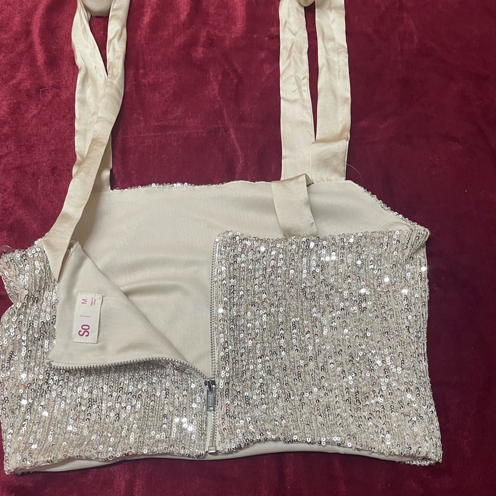 Sz Md Champagne Sequin 2 Piece Top Set (Worn Once) ✨ - Picture 10 of 16